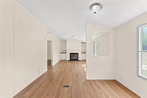 308 Clear Dawn Dr, Easley, SC 29640 photo 5