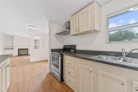 308 Clear Dawn Dr, Easley, SC 29640 photo 3