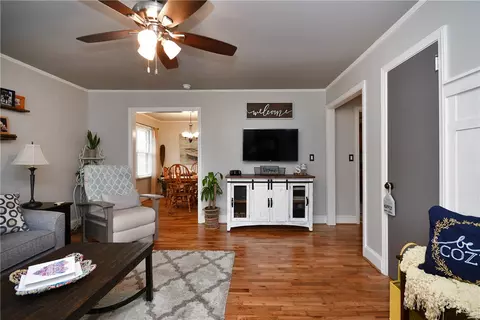 105 Townsend Dr, Easley, SC 29640 photo 5