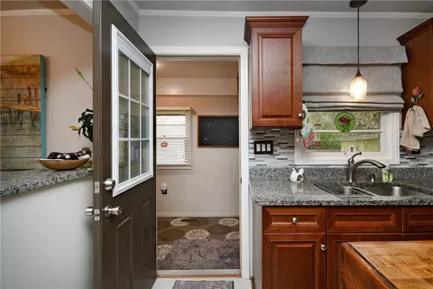 105 Townsend Dr, Easley, SC 29640 photo 16