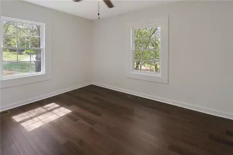 533 Chastain St, Central, SC 29630 photo 10