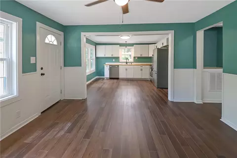 533 Chastain St, Central, SC 29630 photo 5