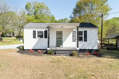 40 Spring St, Pelzer, SC 29669 photo 1
