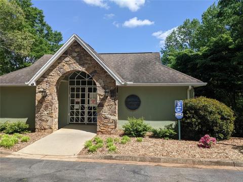 111 Emerald Pointe Dr, Seneca, SC 29672 photo 17