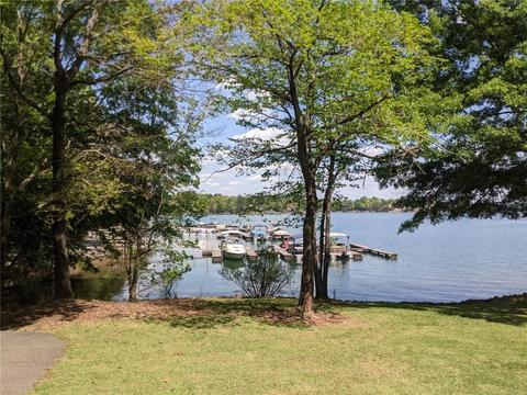 111 Emerald Pointe Dr, Seneca, SC 29672 photo 23