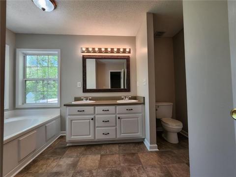 159 Glendale Ln, Easley, SC 29640 photo 13