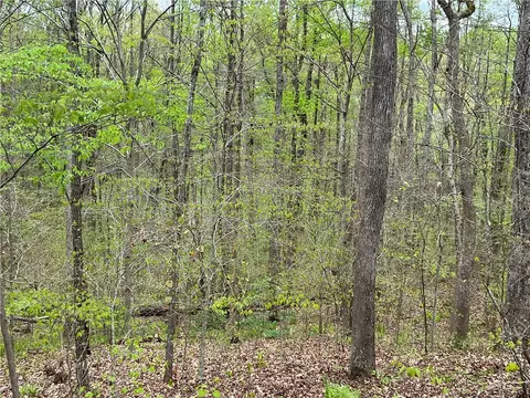 324 Oconee Ave, Westminster, SC 29693