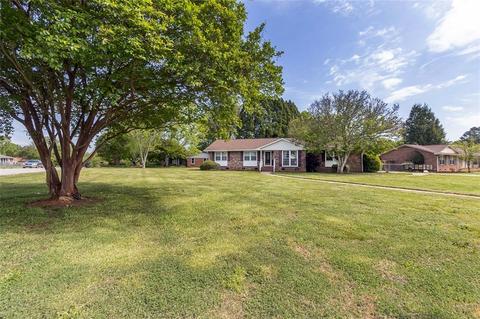 1101 Hanover Rd, Anderson, SC 29621 photo 2