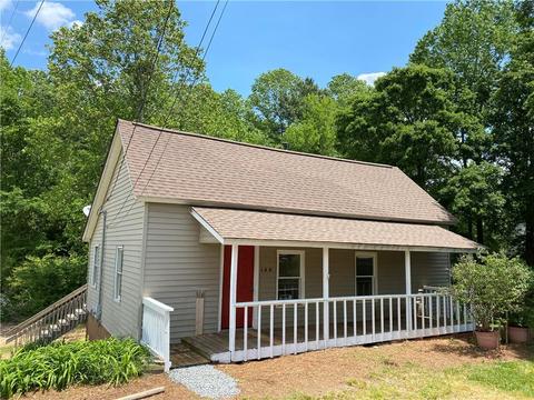 140 Moore St, Central, SC 29630 photo 1
