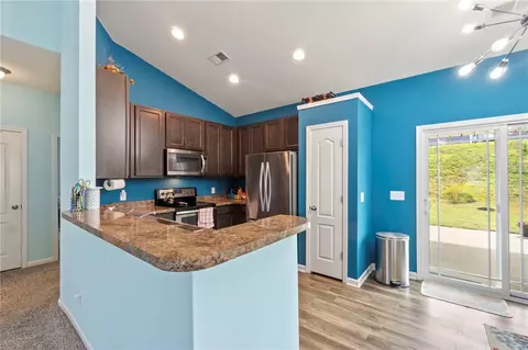 148 Caledonia Dr, Easley, SC 29642 photo 4
