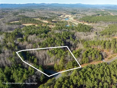 392 Cliffs South Pkwy, Salem, SC 29676