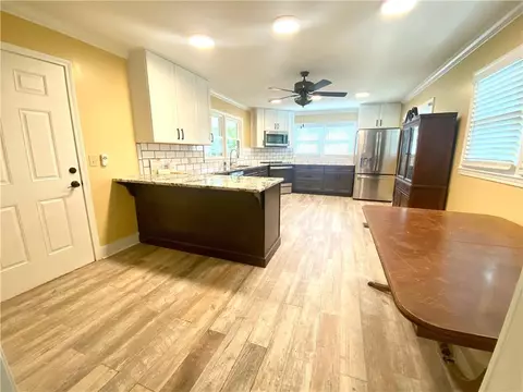 431 Gaines St, Central, SC 29630 photo 4