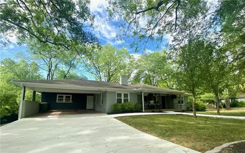 431 Gaines St, Central, SC 29630 photo 2