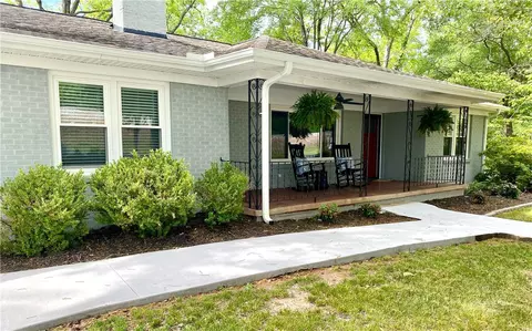 431 Gaines St, Central, SC 29630 photo 3