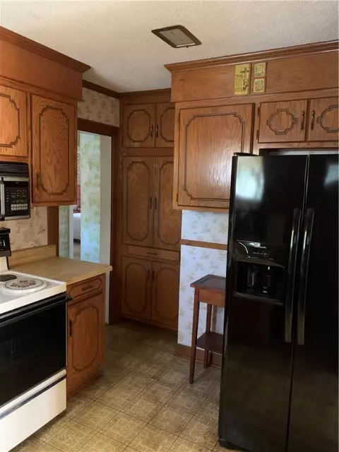 420 E Wesley St, Walhalla, SC 29691 photo 7