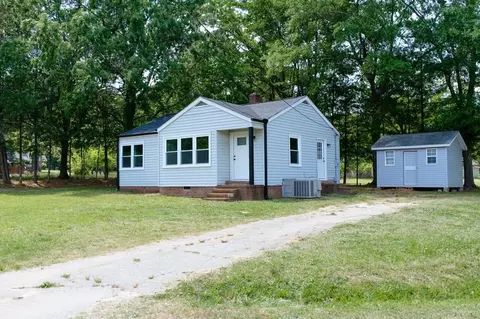 19 Stone St, Williamston, SC 29697 photo 3