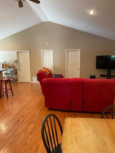 108 Maple St, Pendleton, SC 29670 photo 8