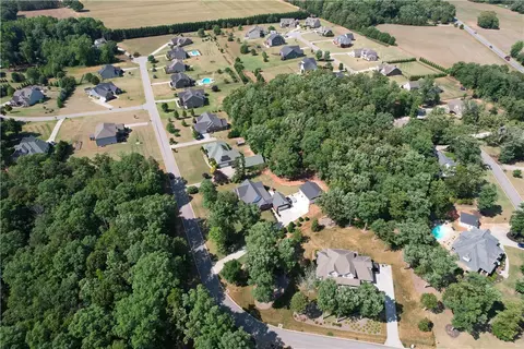 115 Constitution Ave, Pendleton, SC 29670 photo 6