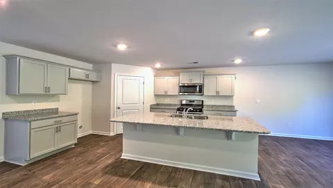 246 Millhone Way, Pendleton, SC 29670 photo 3