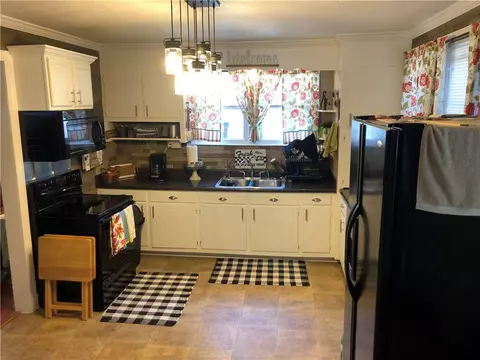 100 Cox St, Honea Path, SC 29654 photo 4