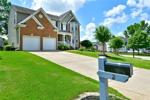 2 E Sundance Dr, Easley, SC 29642 photo 2