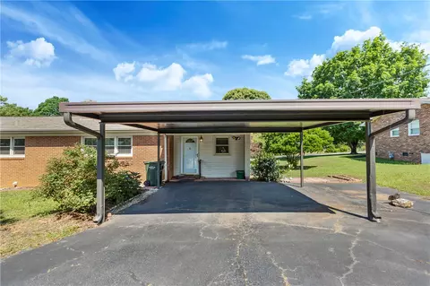135 Pineview Dr, Easley, SC 29642 photo 26