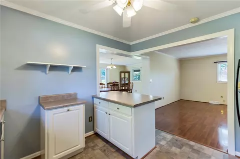135 Pineview Dr, Easley, SC 29642 photo 12