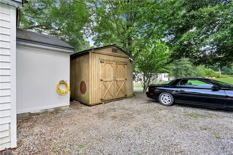 102 Walker St, Easley, SC 29640 photo 30