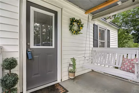 102 Walker St, Easley, SC 29640 photo 5