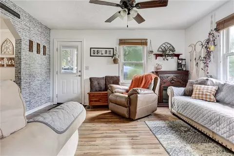 102 Walker St, Easley, SC 29640 photo 7