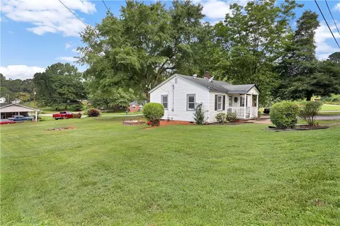 102 Walker St, Easley, SC 29640 photo 26