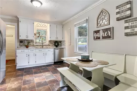 102 Walker St, Easley, SC 29640 photo 10
