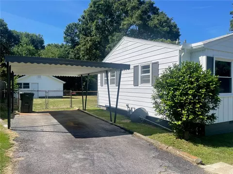 117 W 3rd Ave, Easley, SC 29640 photo 5