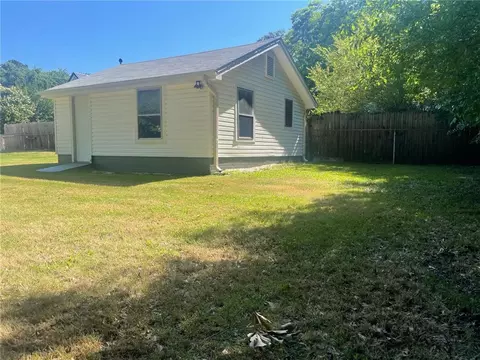 117 W 3rd Ave, Easley, SC 29640 photo 37