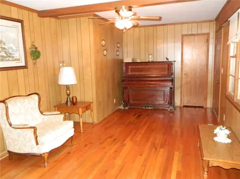 1 Pinecrest Dr, Williamston, SC 29697 photo 2