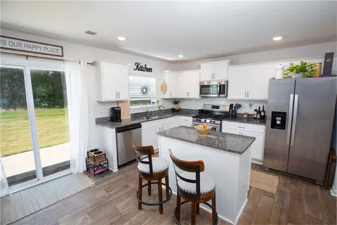 34 Karkinnen Ct, Pendleton, SC 29670 photo 3