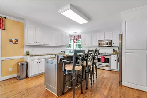 176 Upper Lake Dr, Easley, SC 29640 photo 9