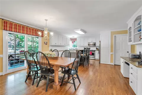 176 Upper Lake Dr, Easley, SC 29640 photo 7