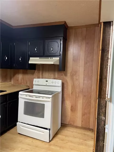 615 Hayes Rd, Starr, SC 29684 photo 9