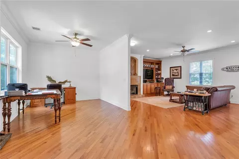 242 Hallmark Cir, Easley, SC 29640 photo 3