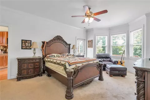242 Hallmark Cir, Easley, SC 29640 photo 13