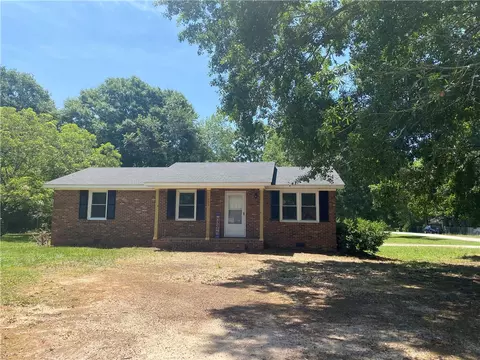 123 G St, Williamston, SC 29697 photo 1