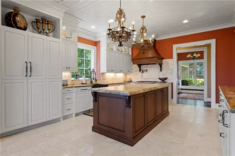 302 Top Ridge Dr, Sunset, SC 29685 photo 15