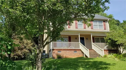 110 Nicholas Ct, Easley, SC 29640 photo 2