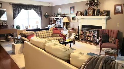 110 Nicholas Ct, Easley, SC 29640 photo 13
