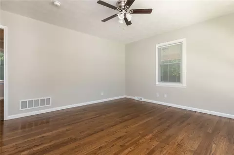 205 Preston St, Easley, SC 29640 photo 5
