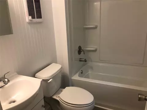 22 E Central St, Iva, SC 29655 photo 6