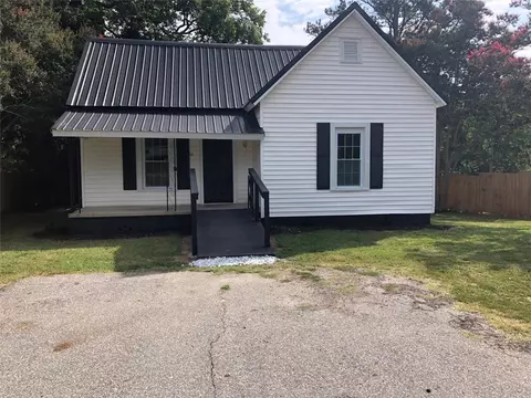 22 E Central St, Iva, SC 29655 photo 1