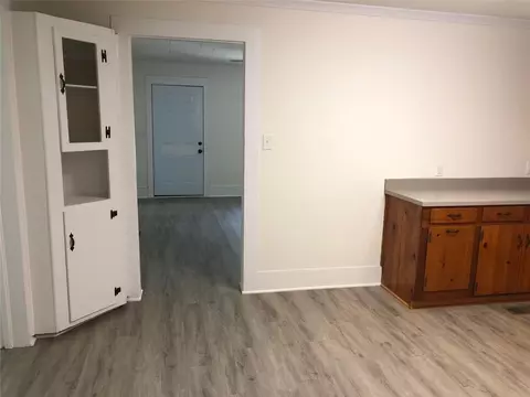 22 E Central St, Iva, SC 29655 photo 5