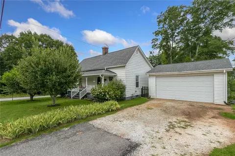 216 S 8th St, Easley, SC 29640 photo 32